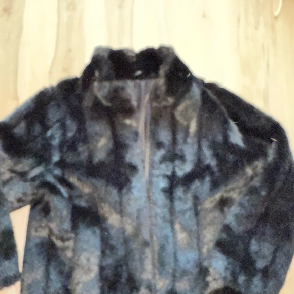 Elegant Black Faux Fur Jacket fits like a large - Picture 3 of 5